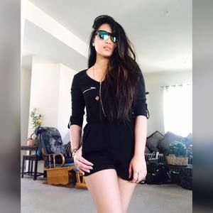 Meet your Posher, Hayzel